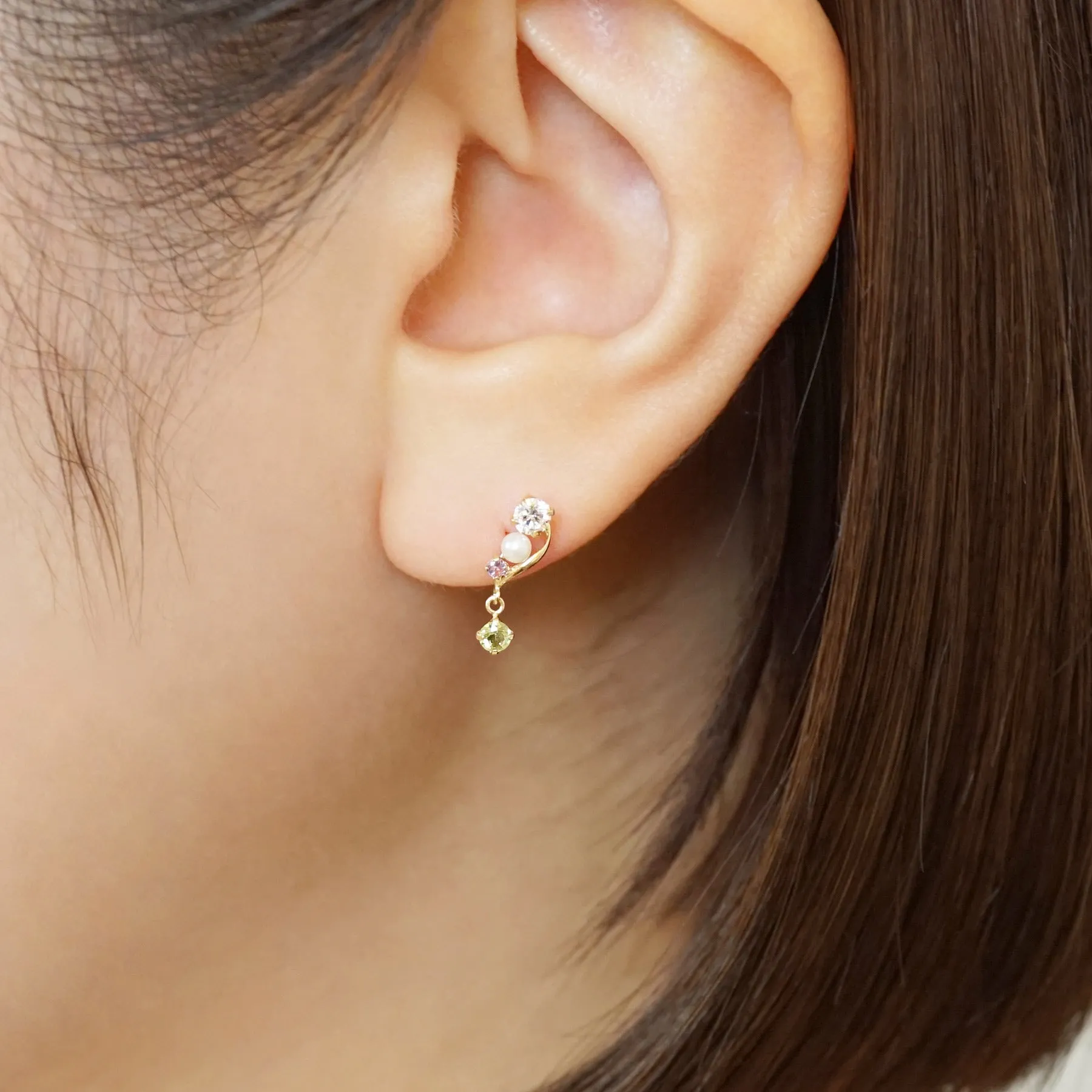 18K/10K Peridot Twist Swinging Earrings (Yellow Gold)