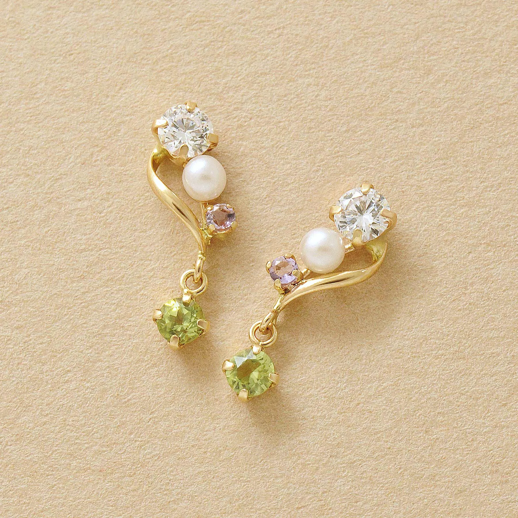 18K/10K Peridot Twist Swinging Earrings (Yellow Gold)
