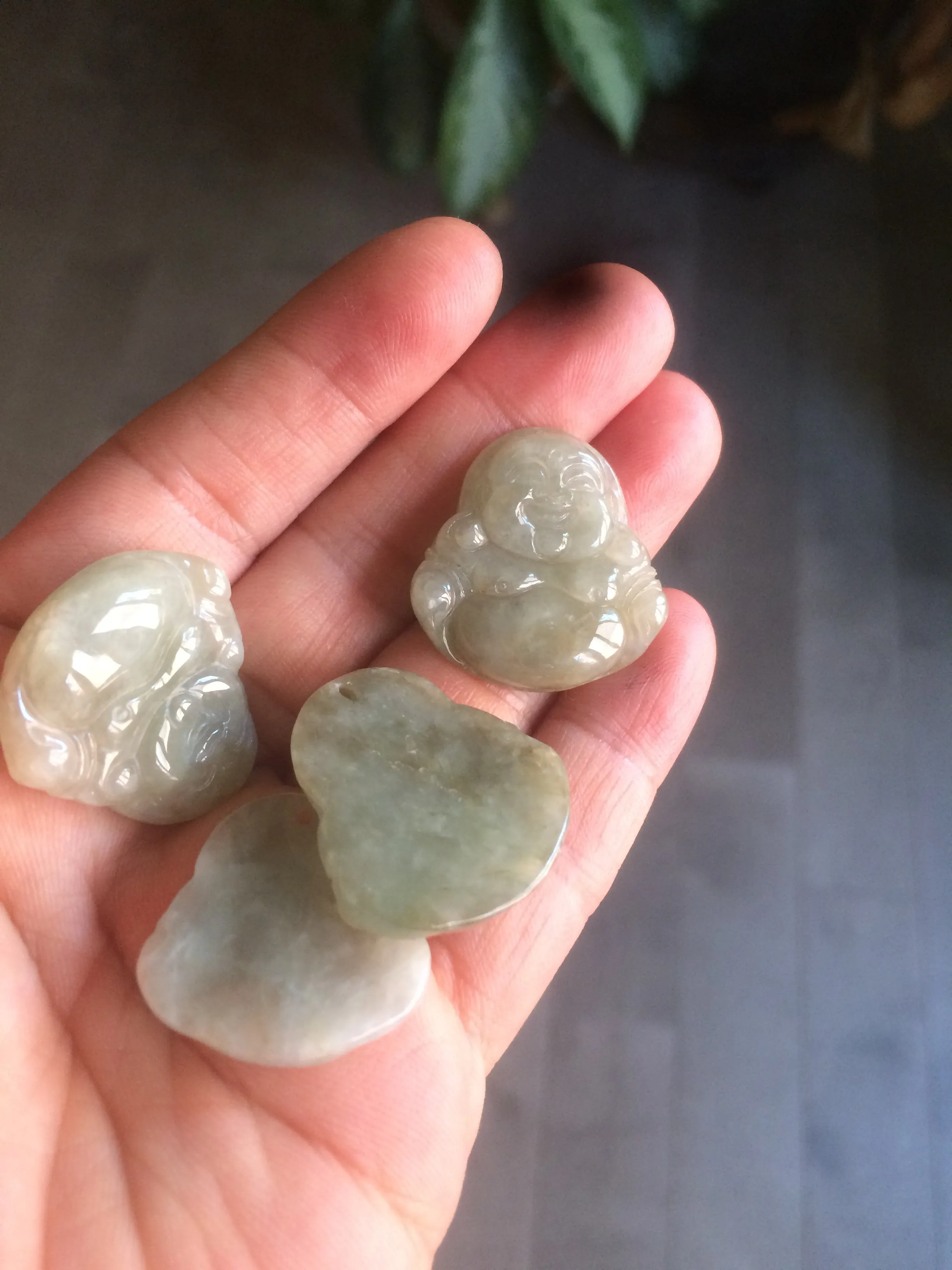 30 pieces of 100% Natural green/gray/yellow happy buddha jadeite Jade pendant group supply wholesale B200