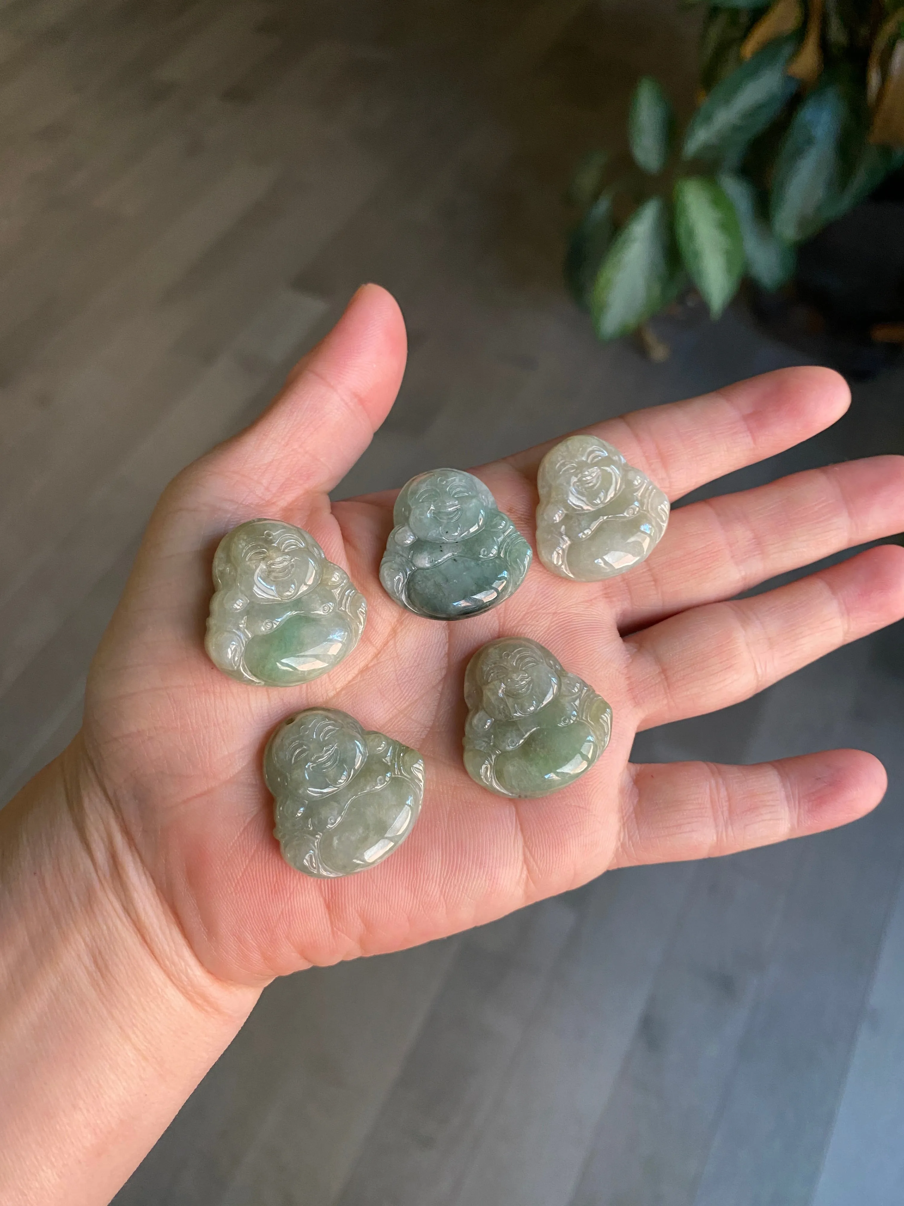 30 pieces of 100% Natural green/gray/yellow happy buddha jadeite Jade pendant group supply wholesale B200