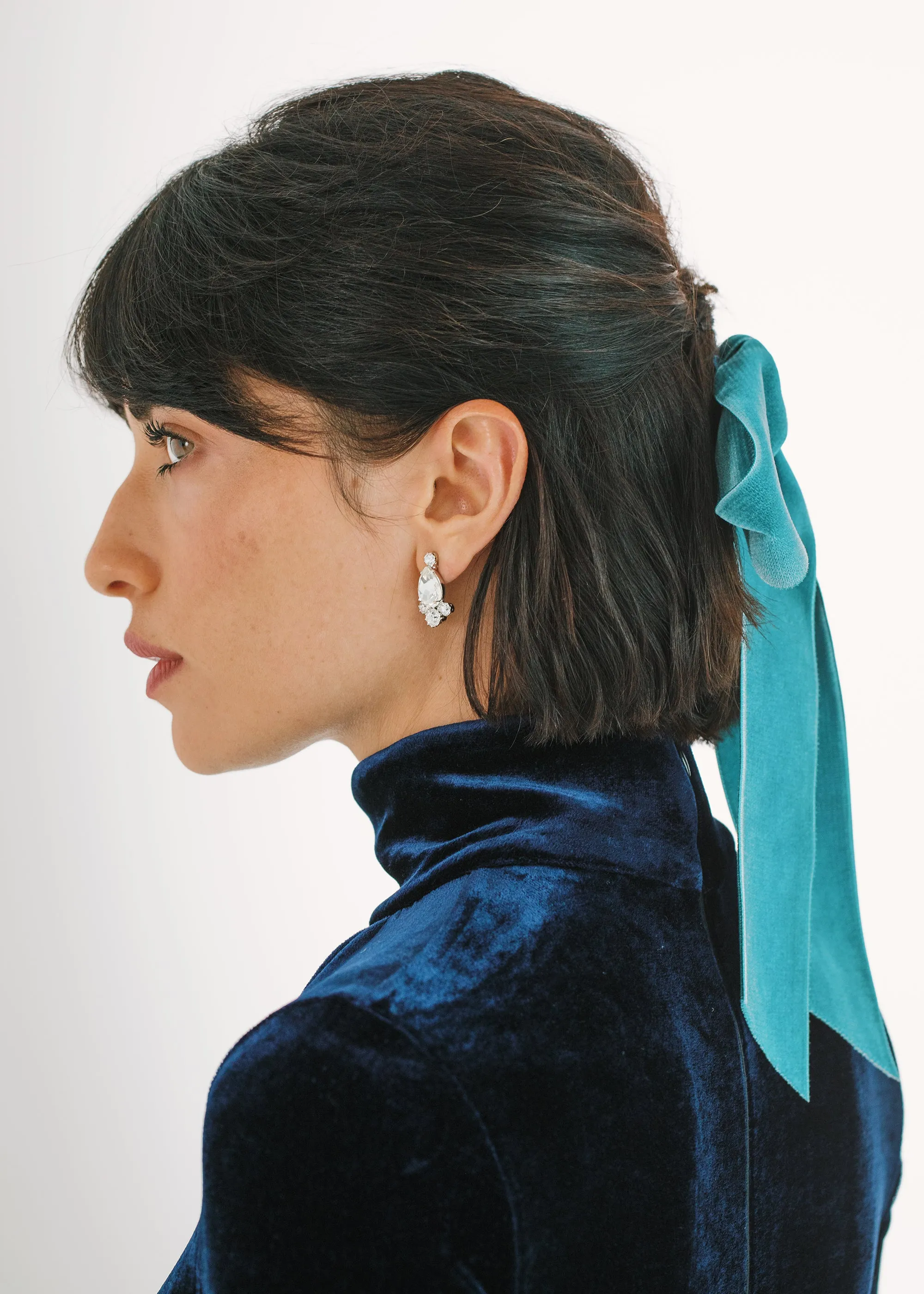 Adley Velvet Bow Barrette -- Azul