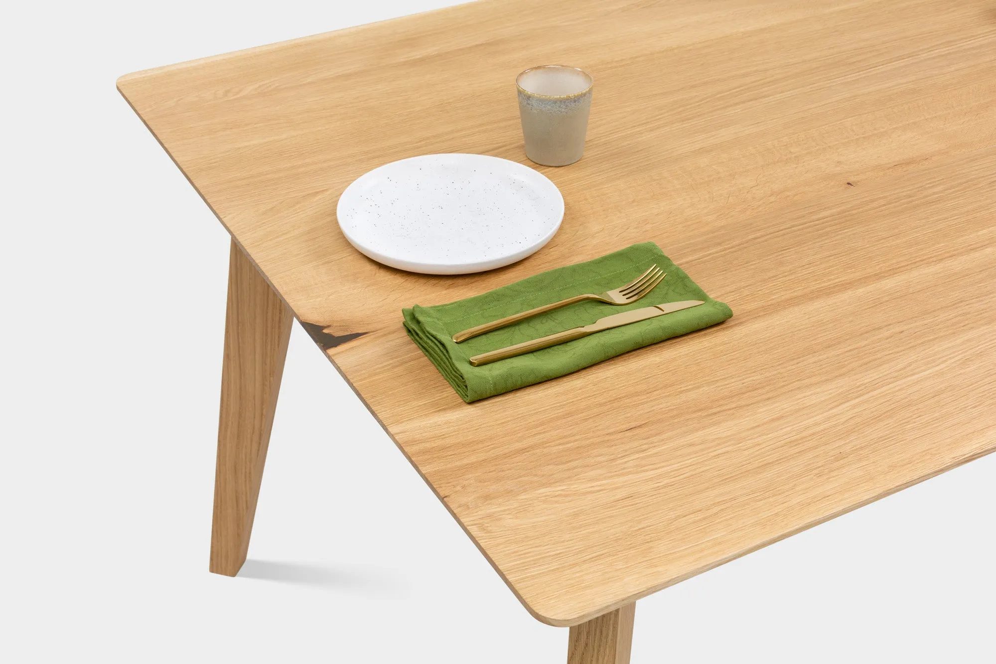 AMBER S | Walnut Dining Table