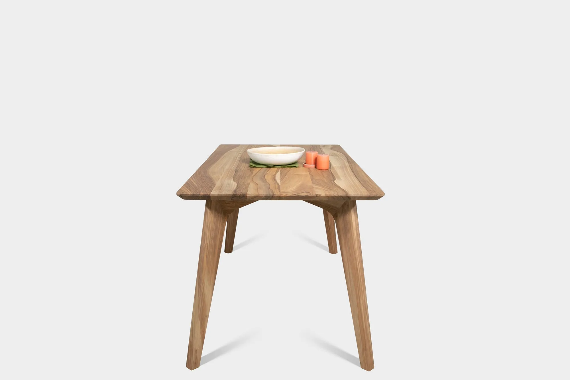 AMBER S | Walnut Dining Table