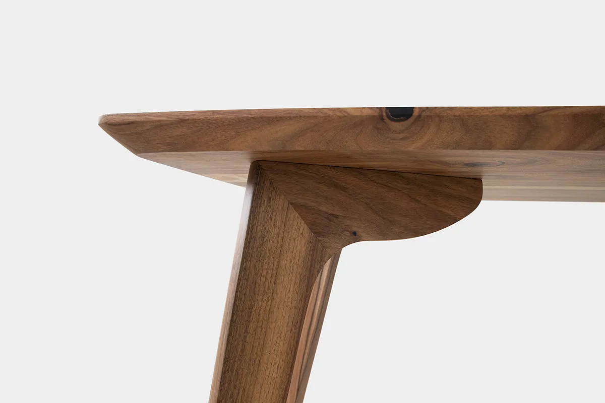 AMBER S | Walnut Dining Table