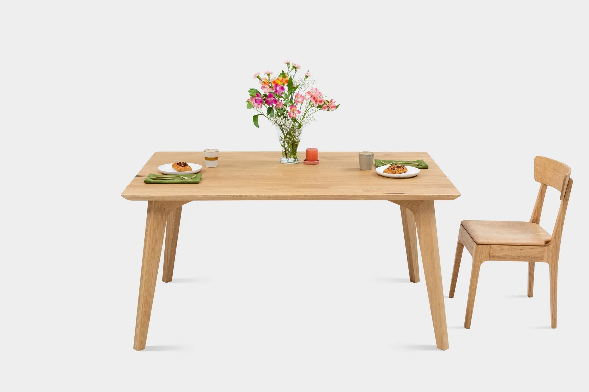 AMBER S | Walnut Dining Table