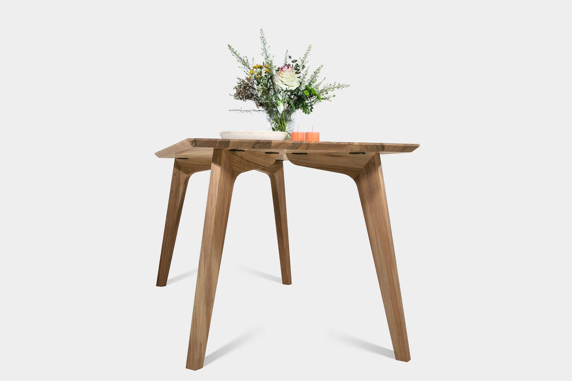 AMBER S | Walnut Dining Table