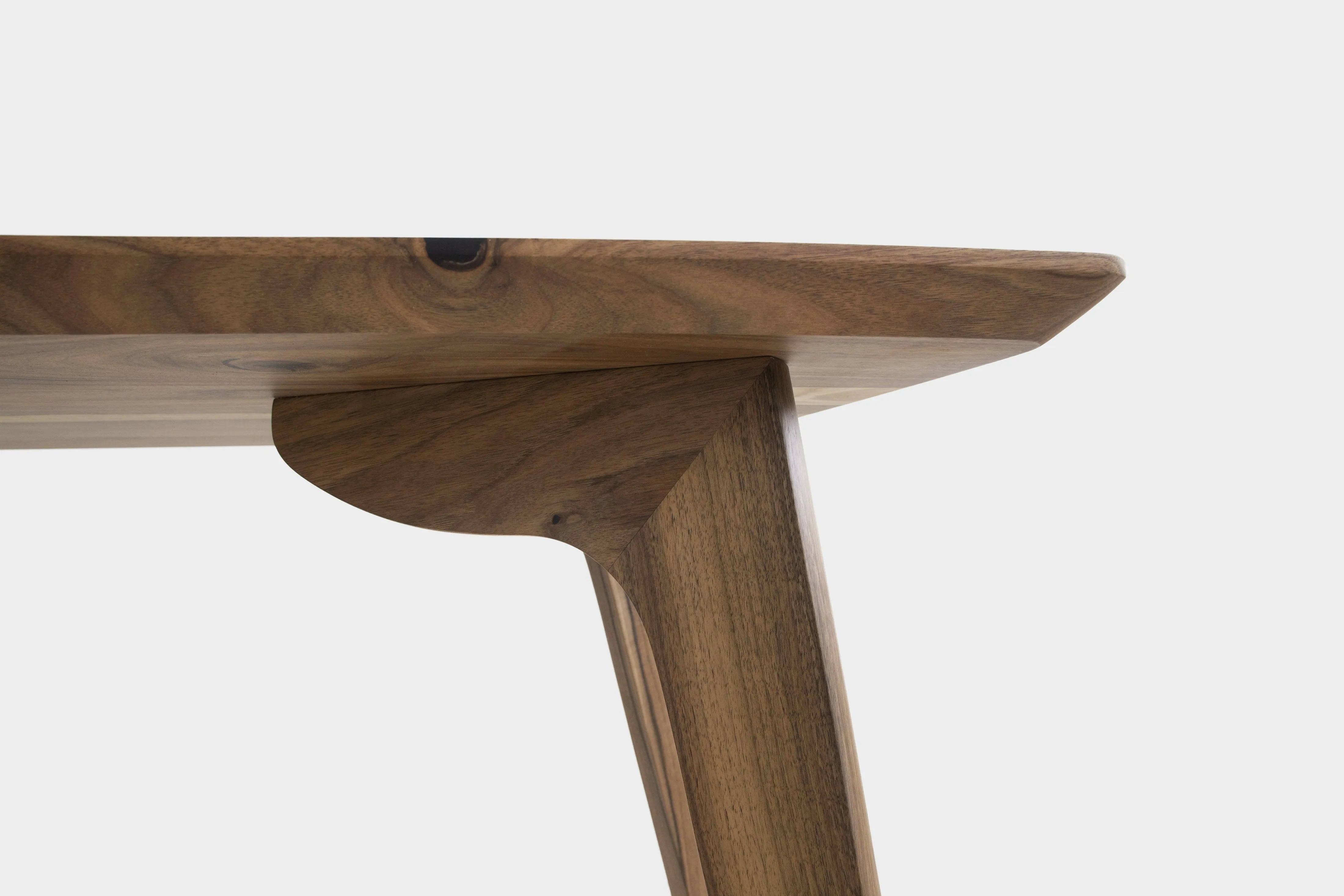 AMBER S | Walnut Dining Table