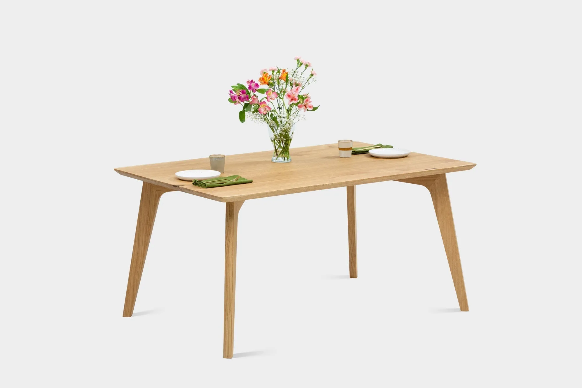 AMBER S | Walnut Dining Table
