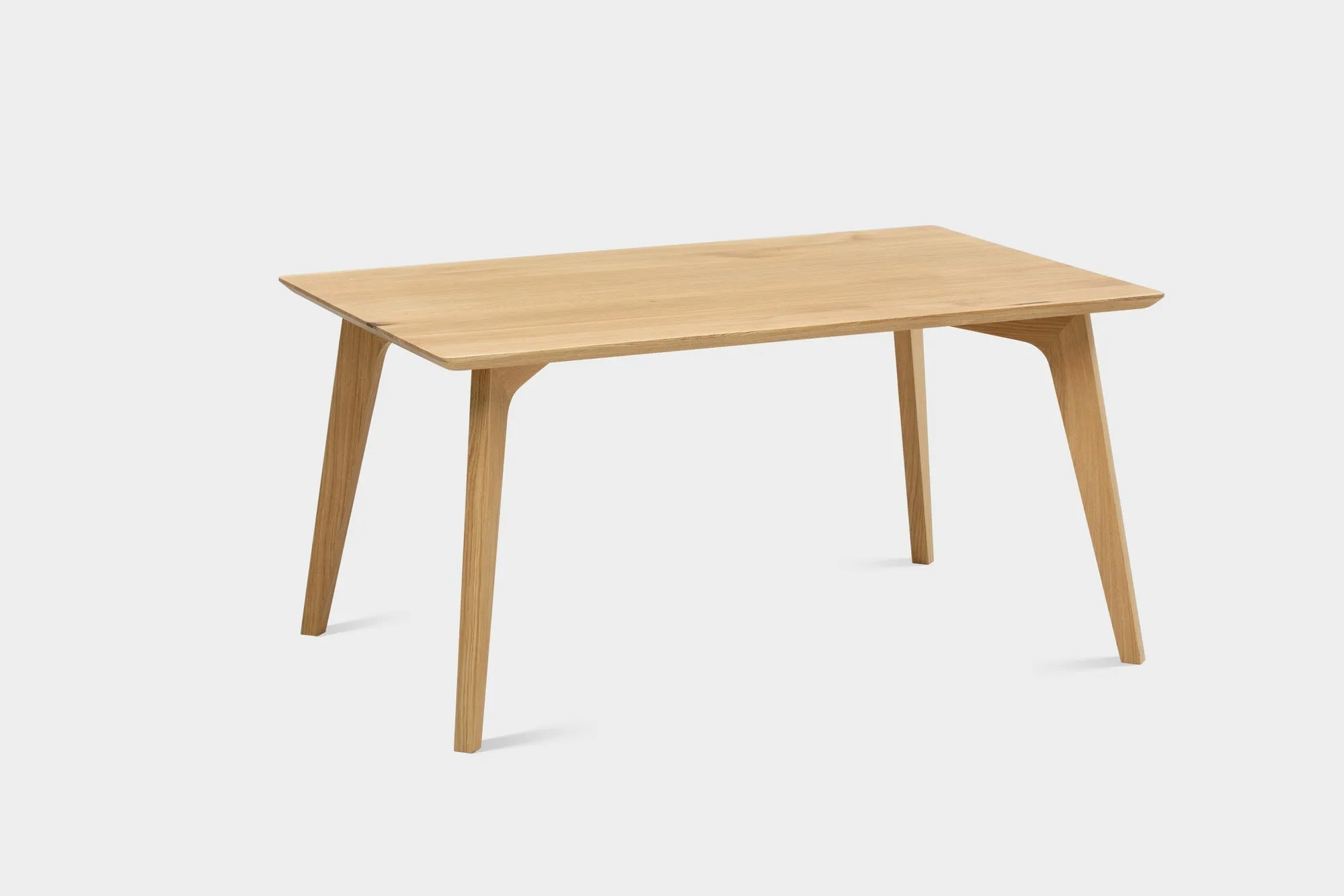 AMBER S | Walnut Dining Table