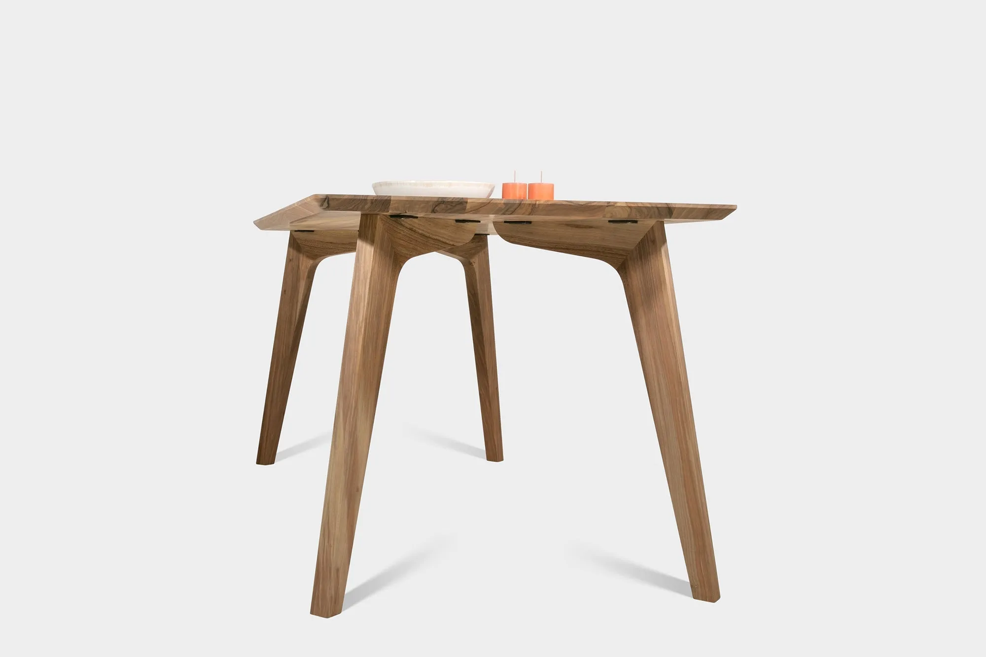 AMBER S | Walnut Dining Table