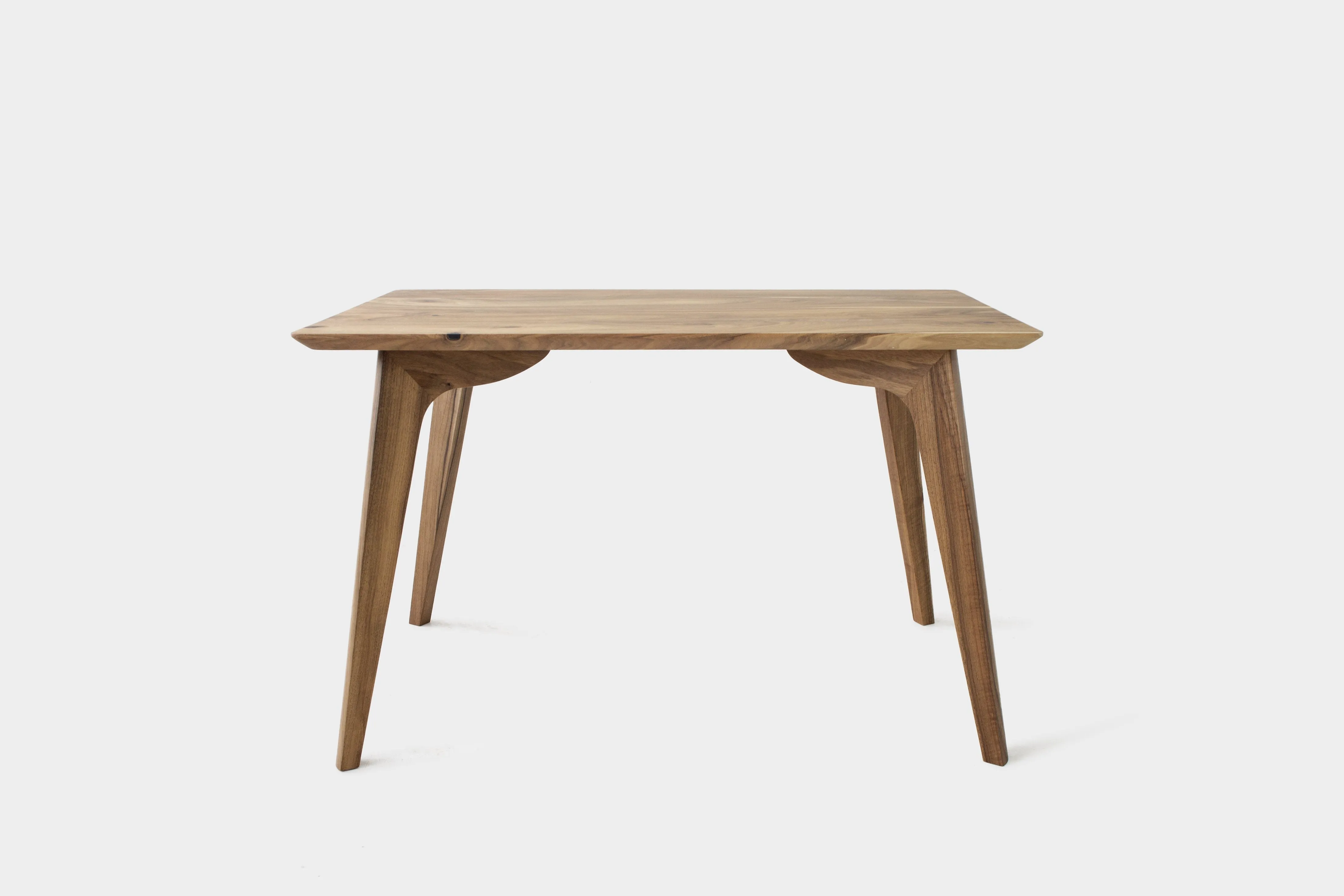 AMBER S | Walnut Dining Table