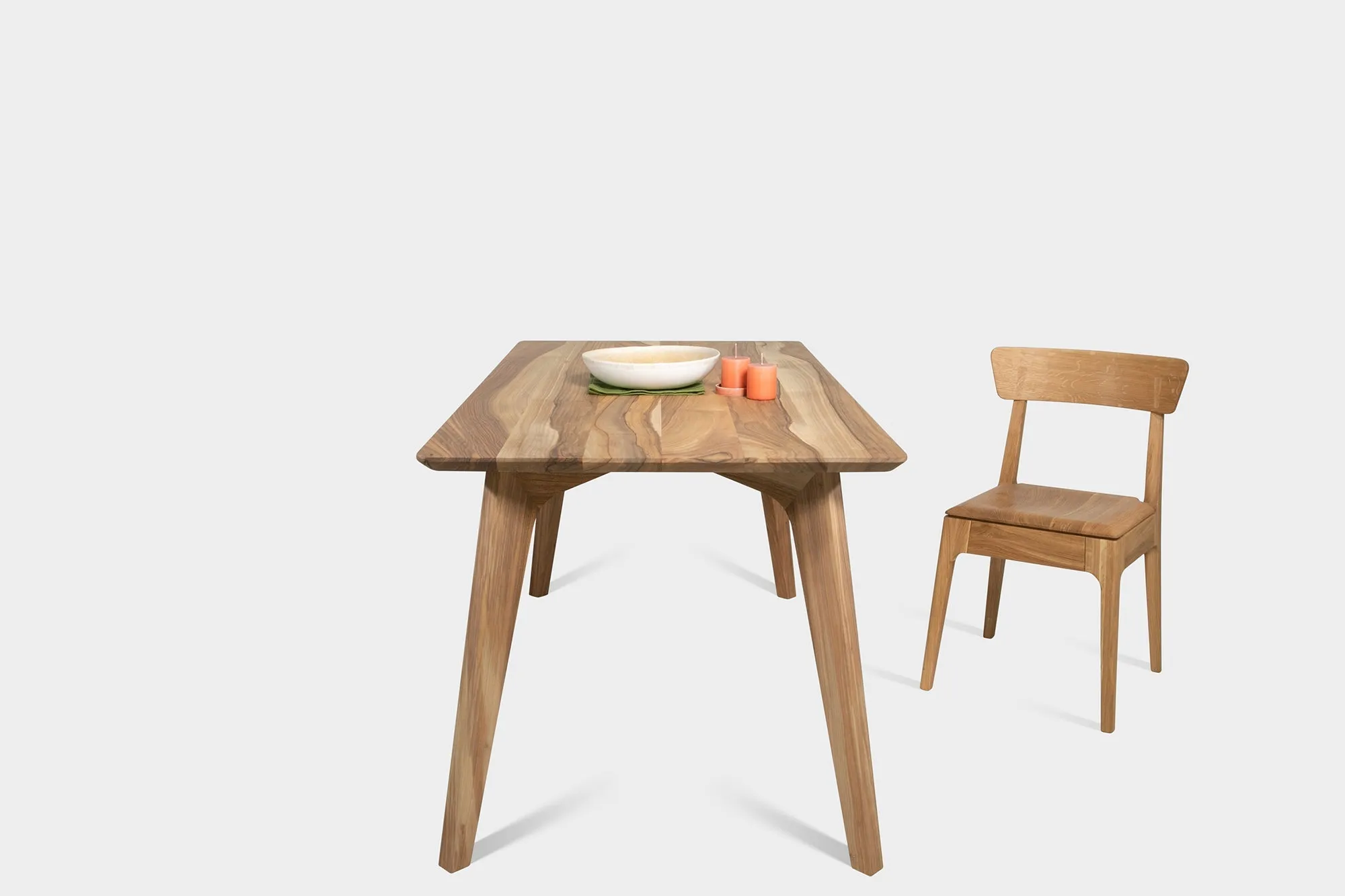 AMBER S | Walnut Dining Table