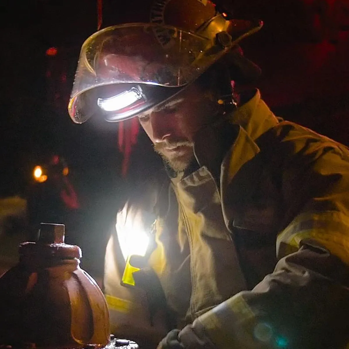 Command  Tilt White/Amber Headlamp