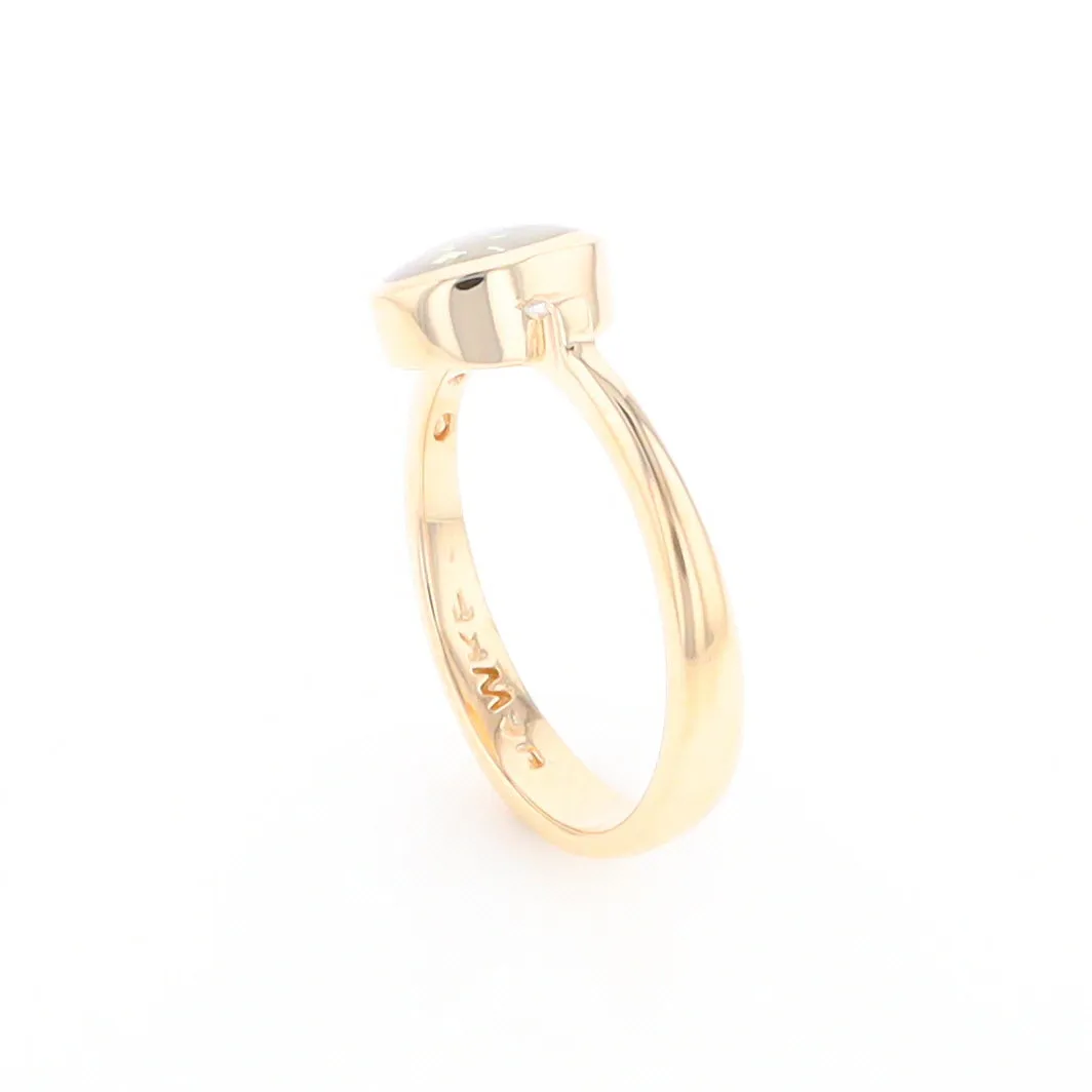 Gold Quartz Ring Oval Inlaid Design Center with .06ctw Round Diamonds