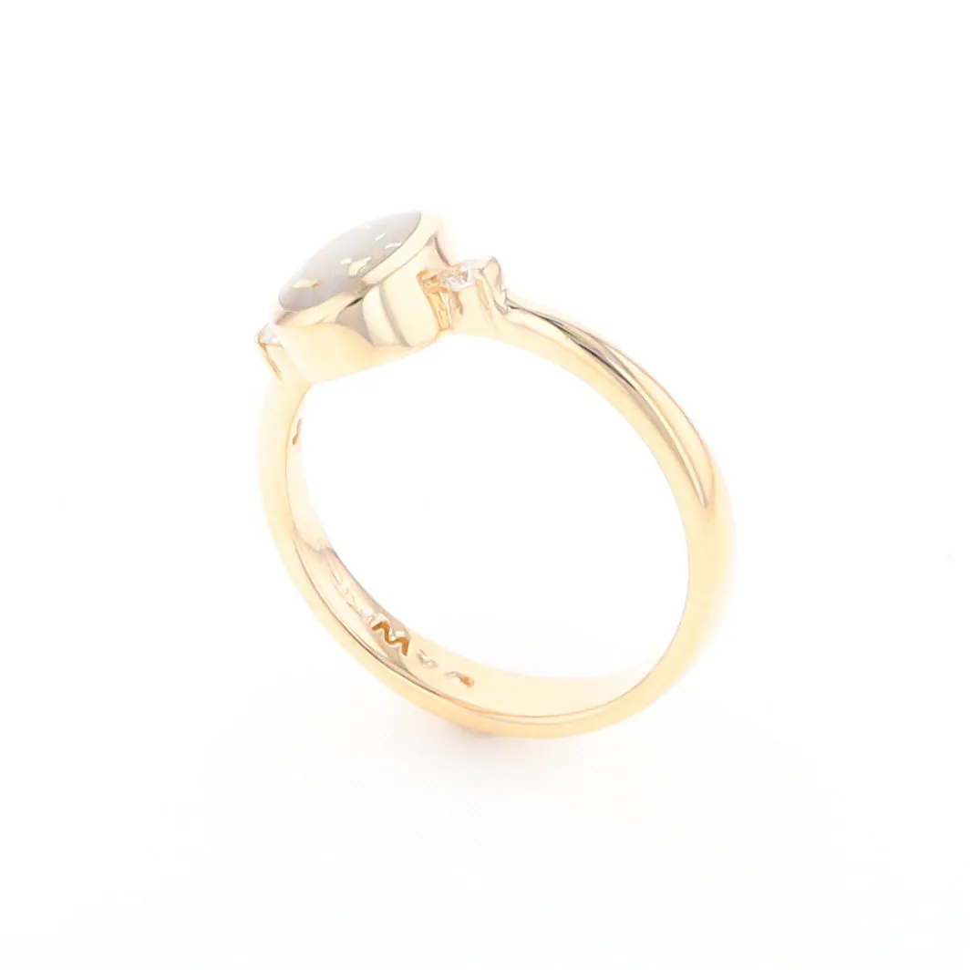 Gold Quartz Ring Oval Inlaid Design Center with .06ctw Round Diamonds