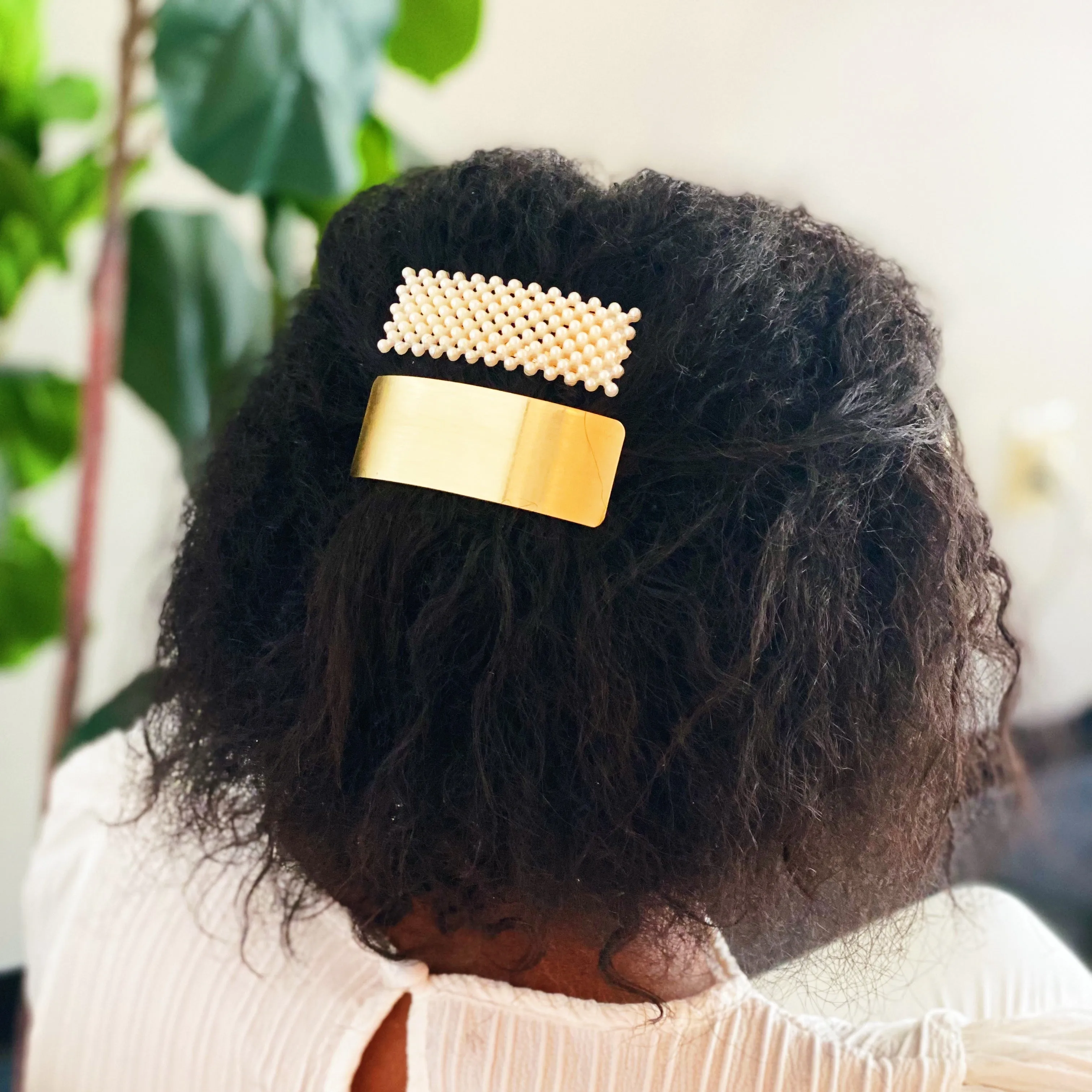 Golden Pearl Hair Barrette Set