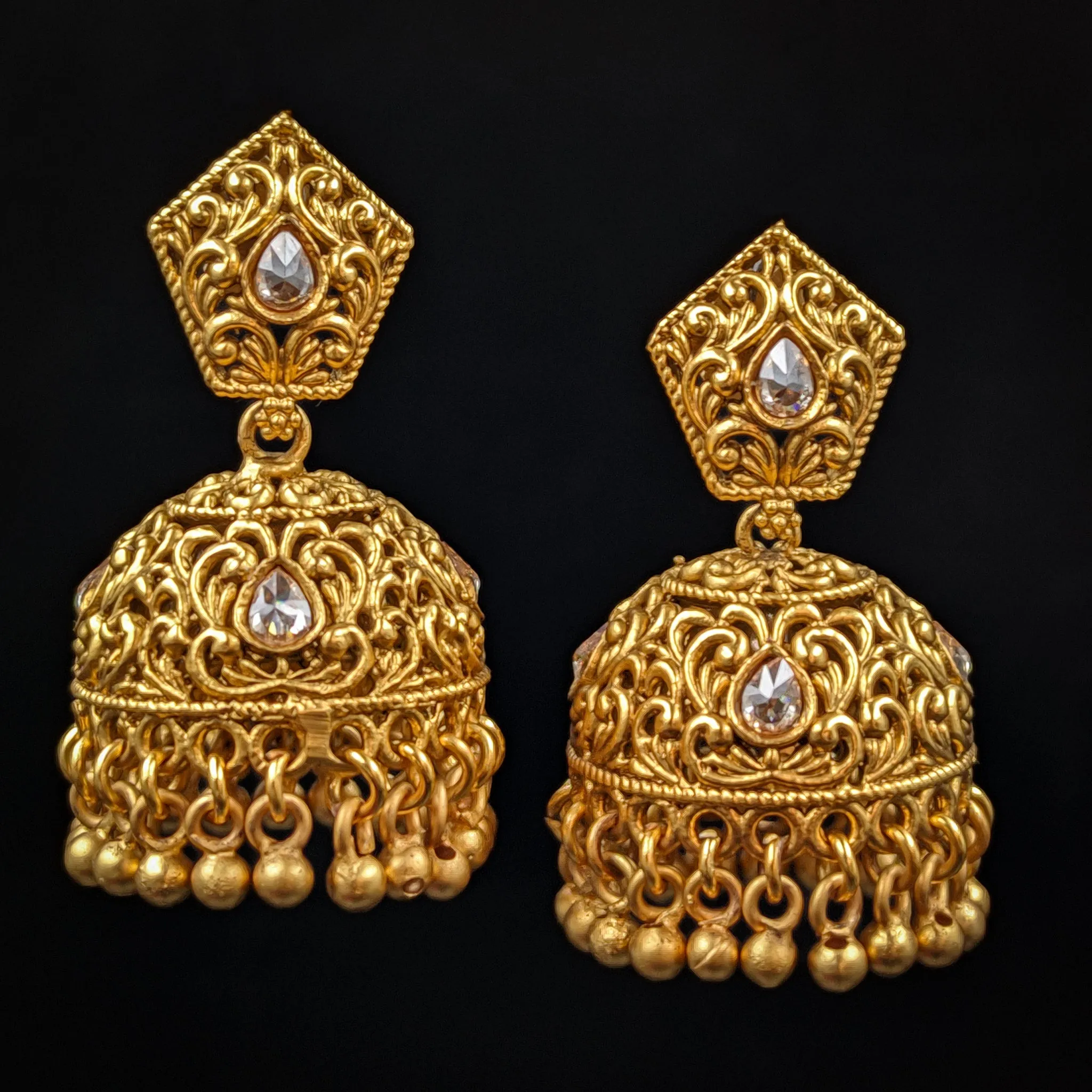 Jhumki Antique Earring 7047-1