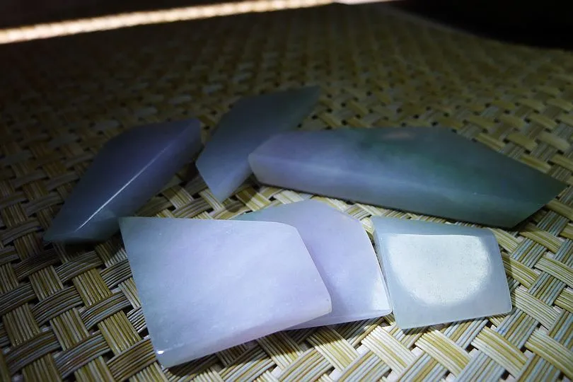 Natural Jade Rough Jadeite Raw 108g