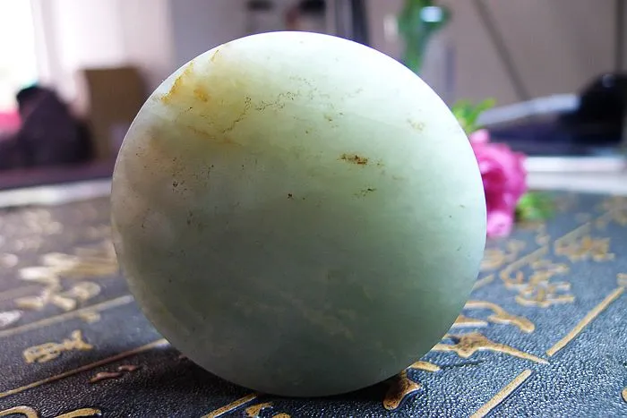 Natural Jade Rough Jadeite Raw (111g,5.3X5.3X1.45cm)