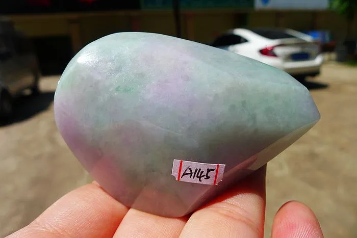Natural Jade Rough Jadeite Raw (130g,6.8X4.9X2.9cm)