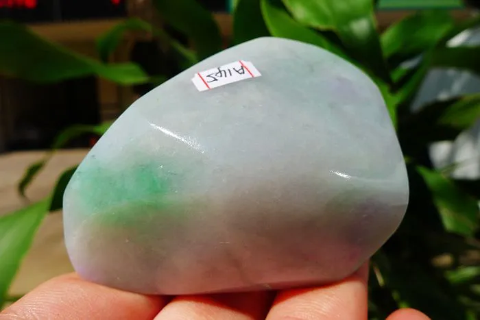 Natural Jade Rough Jadeite Raw (130g,6.8X4.9X2.9cm)