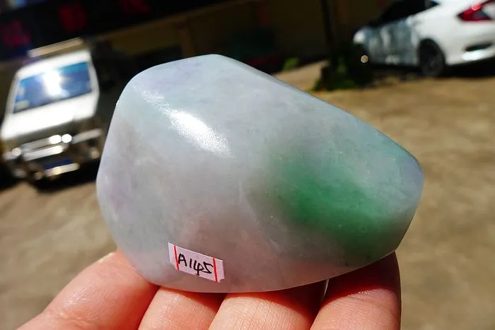 Natural Jade Rough Jadeite Raw (130g,6.8X4.9X2.9cm)