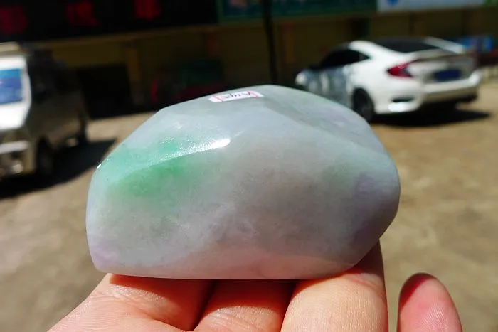 Natural Jade Rough Jadeite Raw (130g,6.8X4.9X2.9cm)