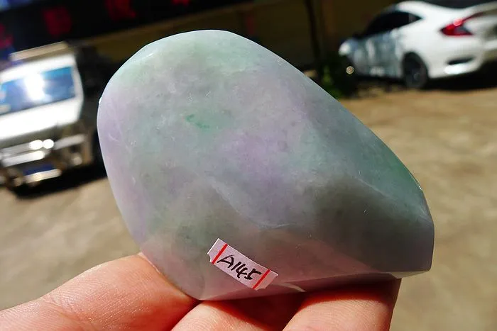 Natural Jade Rough Jadeite Raw (130g,6.8X4.9X2.9cm)
