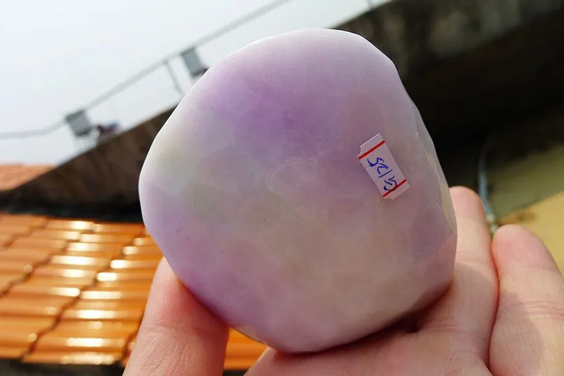Natural Jade Rough Jadeite Raw (189g,6.8X6.1X2.5cm)