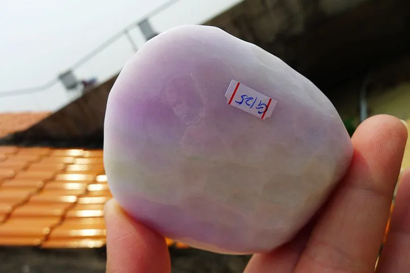 Natural Jade Rough Jadeite Raw (189g,6.8X6.1X2.5cm)