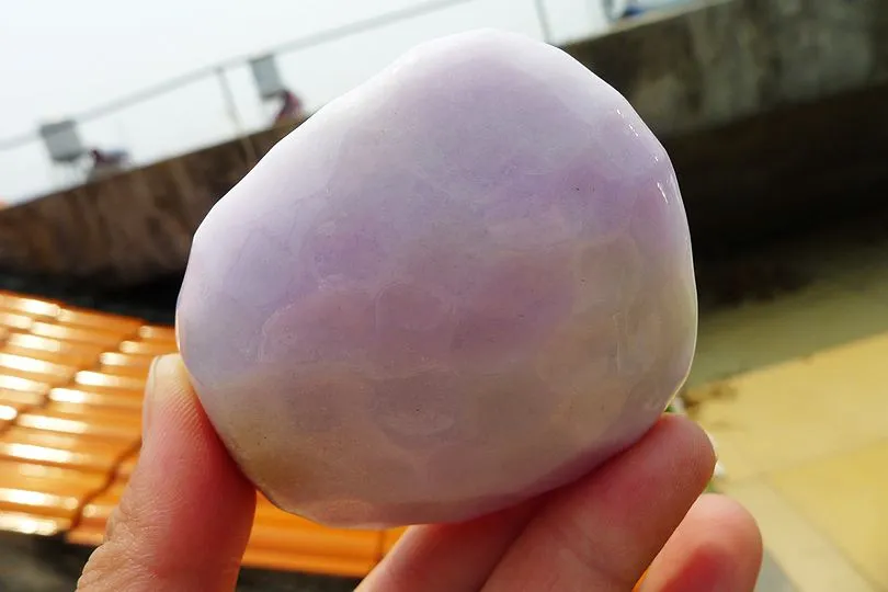 Natural Jade Rough Jadeite Raw (189g,6.8X6.1X2.5cm)