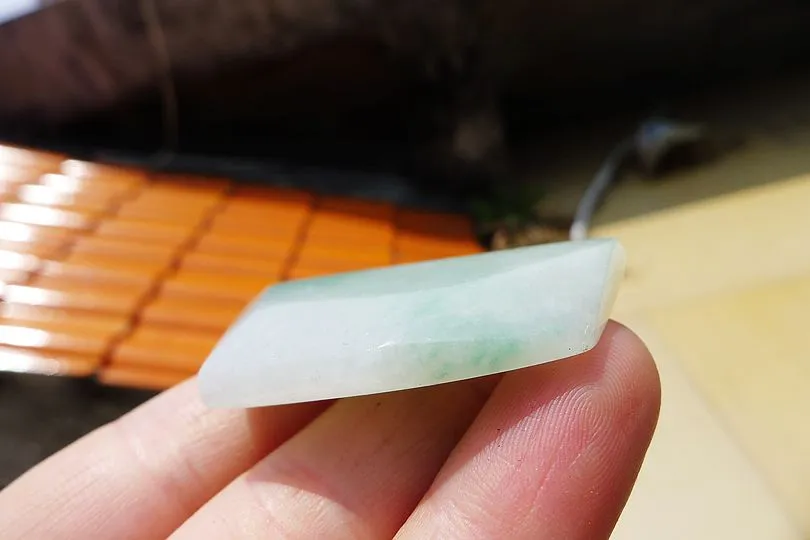 Natural Jade Rough Jadeite Raw (22g,4.9X2.8X0.7cm)
