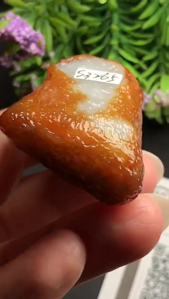 Natural Jade Rough Jadeite Raw (35g,3.6x2.6X2.0cm)-S3265