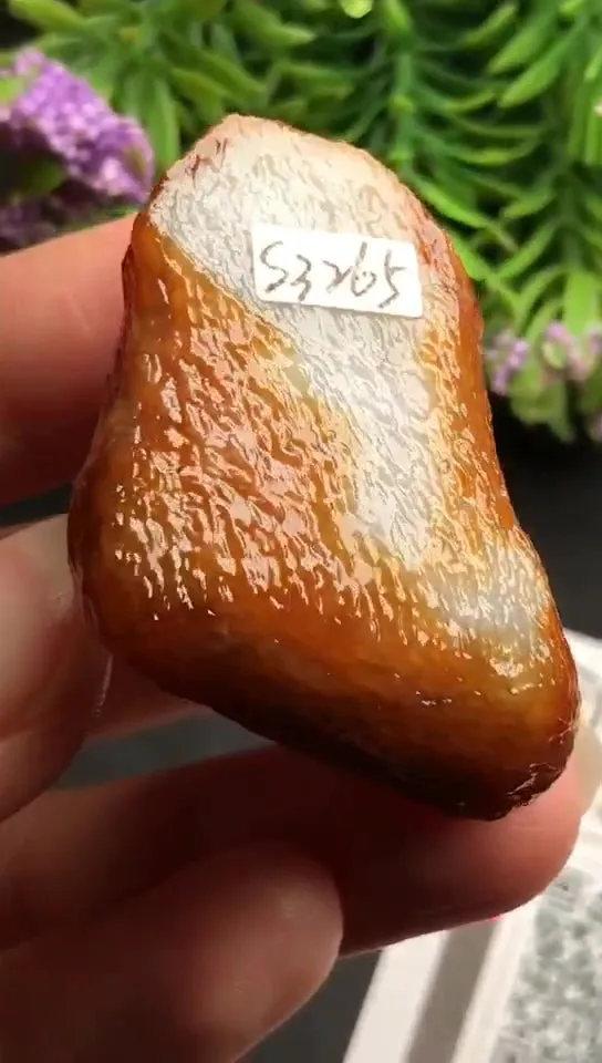 Natural Jade Rough Jadeite Raw (35g,3.6x2.6X2.0cm)-S3265