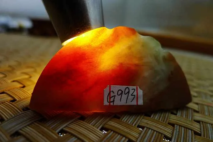 Natural Jade Rough Jadeite Raw (40g,4.8X2.3X1.6cm)