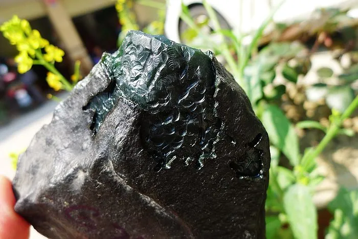 Natural Jade Rough Jadeite Raw (580g,11.2X9.9X4cm)