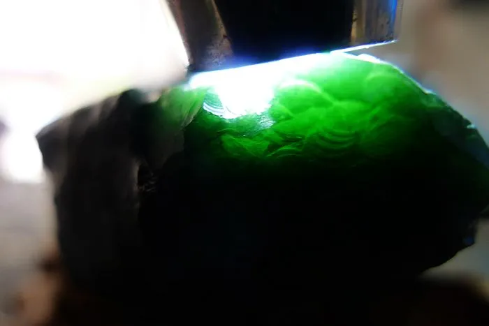 Natural Jade Rough Jadeite Raw (580g,11.2X9.9X4cm)