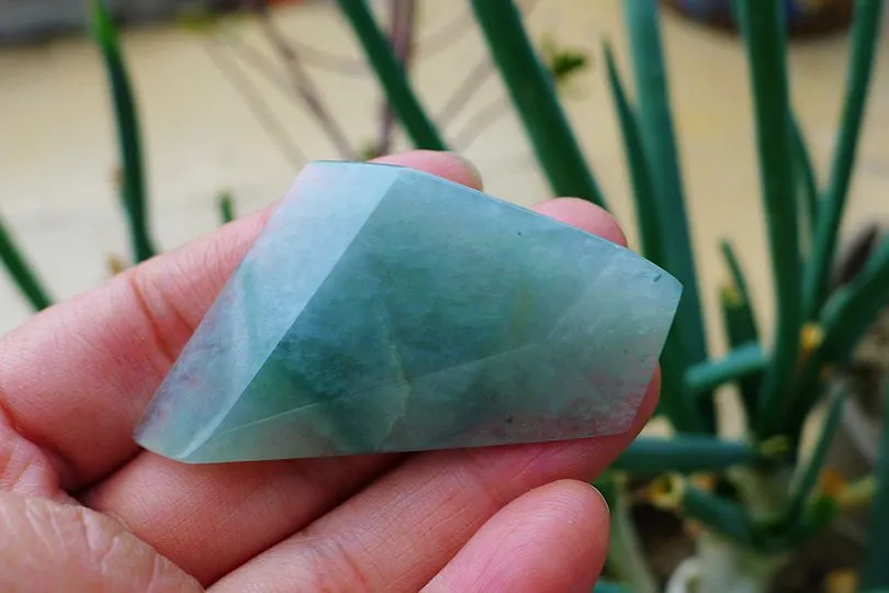 Natural Jade Rough Jadeite Raw 70.5g