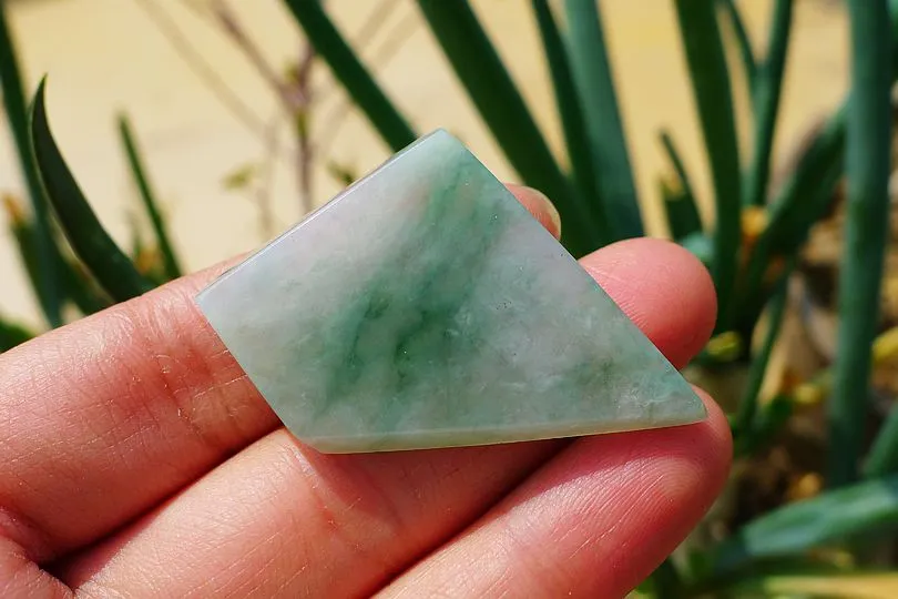 Natural Jade Rough Jadeite Raw 70.5g