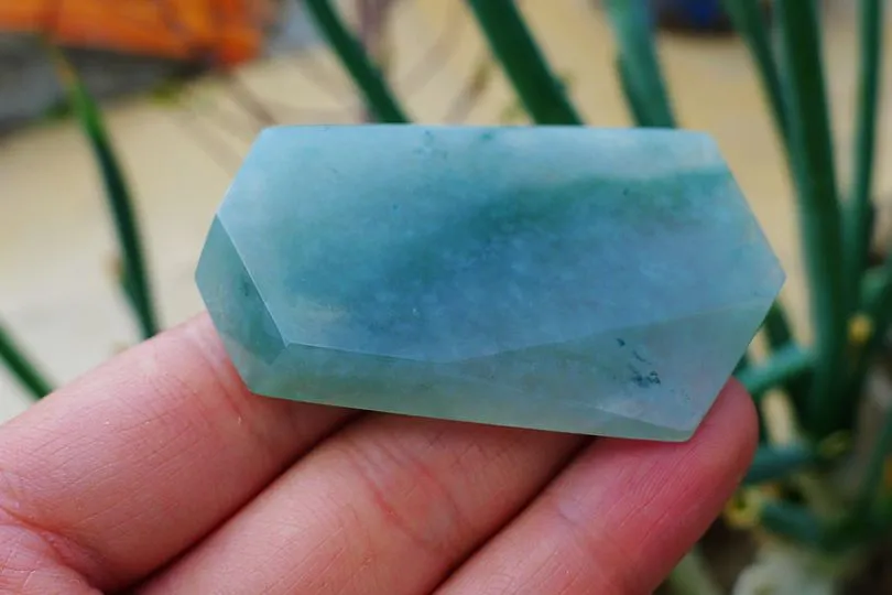 Natural Jade Rough Jadeite Raw 70.5g
