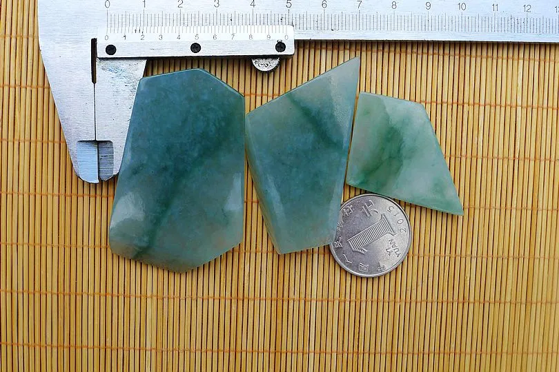 Natural Jade Rough Jadeite Raw 70.5g