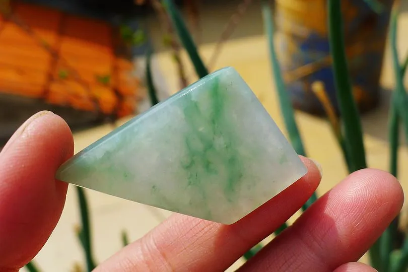 Natural Jade Rough Jadeite Raw 70.5g