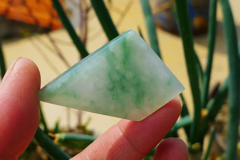 Natural Jade Rough Jadeite Raw 70.5g