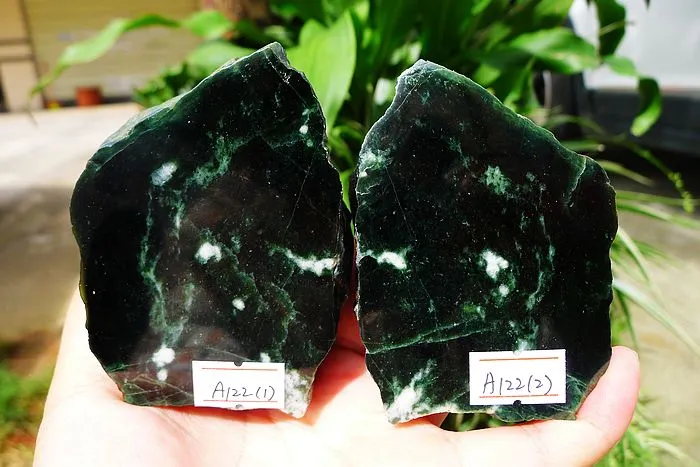Natural Jade Rough Jadeite Raw 725g