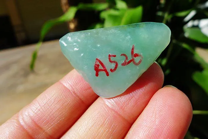 Natural Jade Rough Jadeite Raw (7.6g,3.5X2.2X0.8cm)