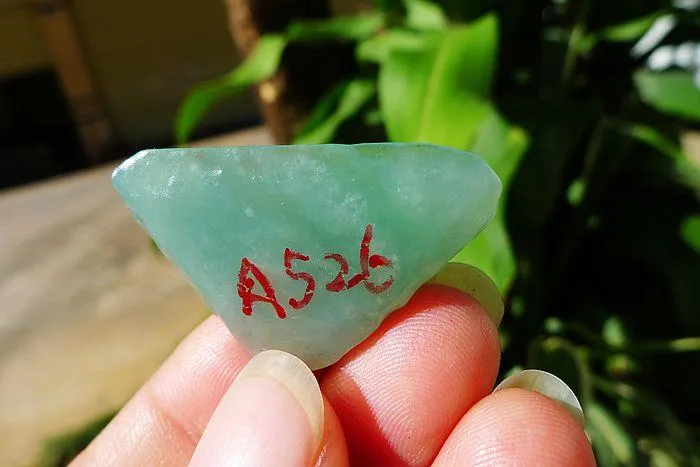 Natural Jade Rough Jadeite Raw (7.6g,3.5X2.2X0.8cm)