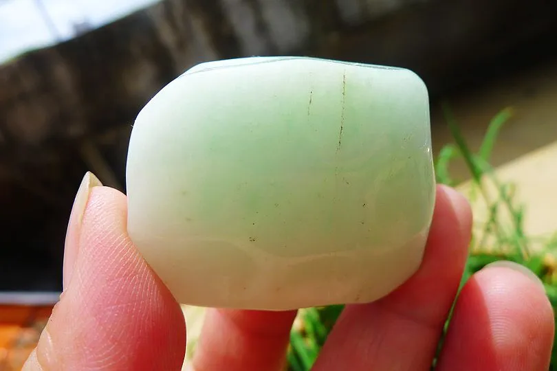 Natural Jade Rough Jadeite Raw (85g,4.3X4X2.7cm)