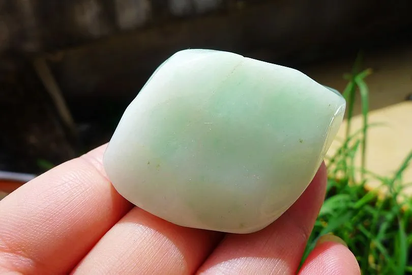 Natural Jade Rough Jadeite Raw (85g,4.3X4X2.7cm)