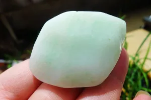 Natural Jade Rough Jadeite Raw (85g,4.3X4X2.7cm)