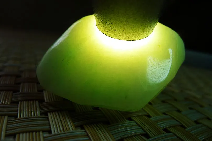 Natural Jade Rough Jadeite Raw (85g,4.3X4X2.7cm)